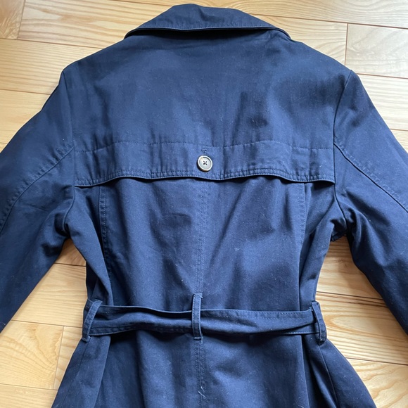NWOT GAP Trench Coat - Picture 9 of 9
